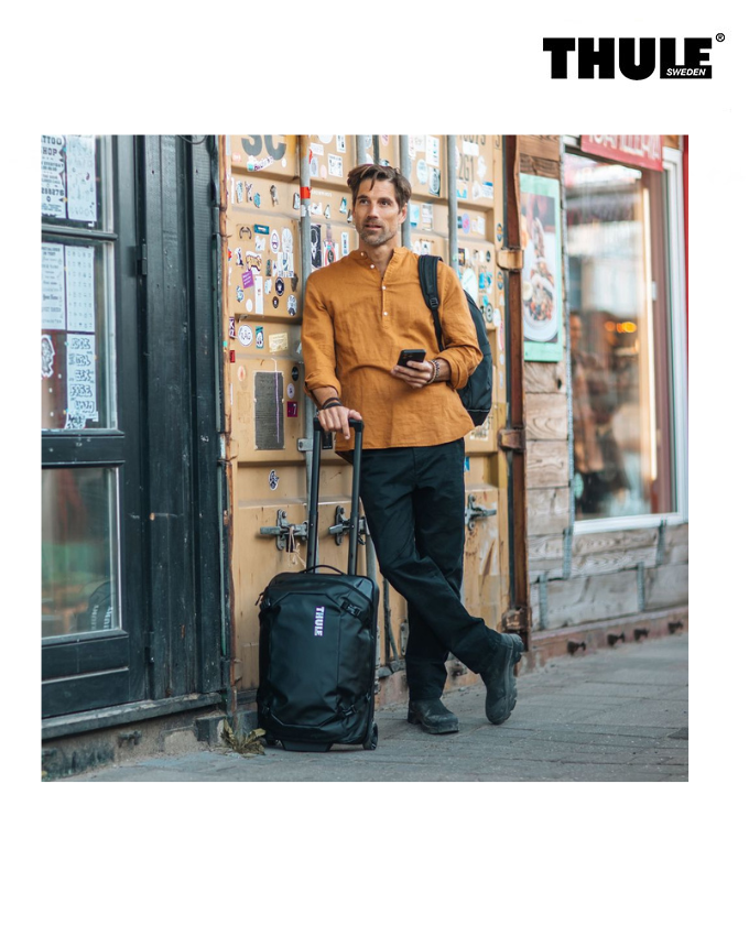 Thule TCCO222 Carry-On Spinner Suitcase 40L